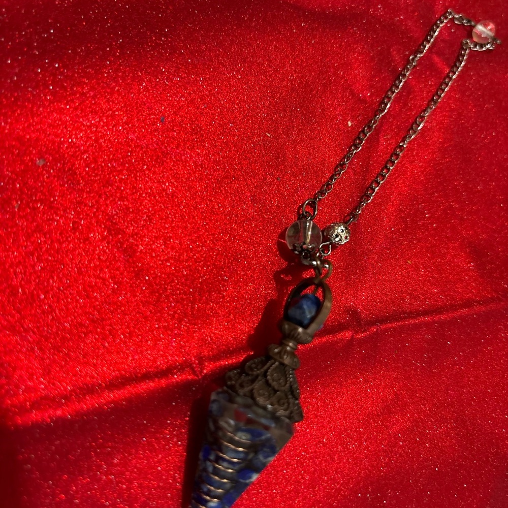 Elegant Blue Pendant key chain